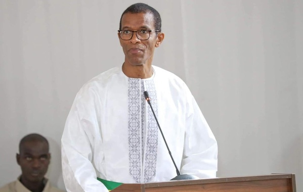 Après le silence, l’ultime avertissement : Le PS à l’épreuve de sa vérité (Alioune Ndoye, maire de Dakar-Plateau) Après le silence, l’ultime avertissement : Le PS à l’épreuve de sa vérité (Alioune Ndoye, maire de Dakar-Plateau)