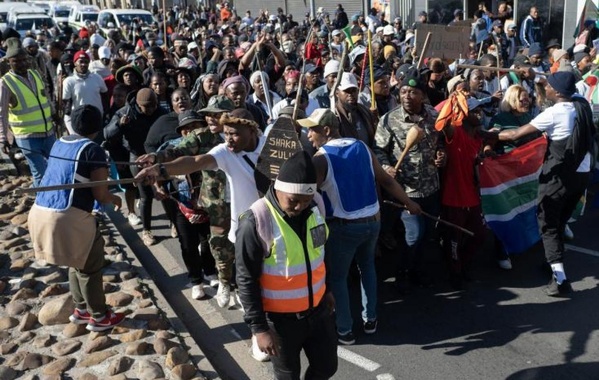 Manifestations antimigrants en Afrique du Sud: réunion d'urgence du gouvernement