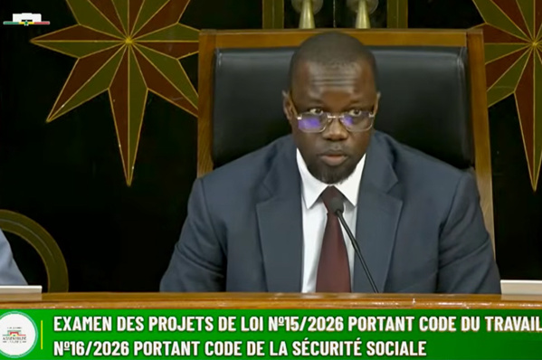 Sonko sur la révision constitutionnelle : « C’est le projet adopté par les députés qui sera soumis au référendum. Le président de la République ne peut y toucher aucune virgule »