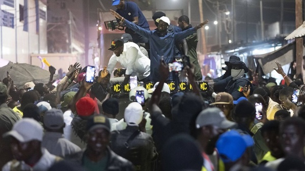 Élections territoriales : l'opposition met la pression sur Diomaye contre tout report