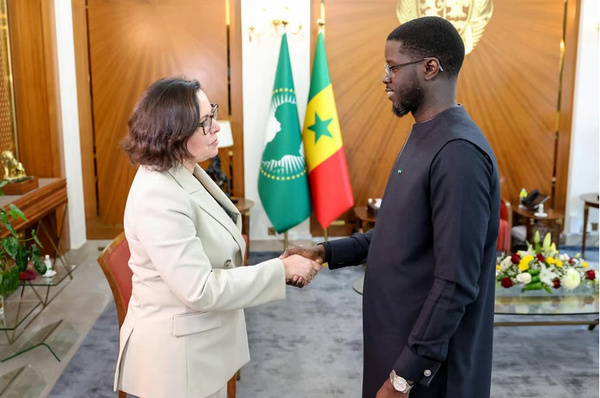 Sénégal : le FMI ouvre la voie à 2,2 milliards de dollars, Dakar accepte de restructurer sa dette Sénégal : le FMI ouvre la voie à 2,2 milliards de dollars, Dakar accepte de restructurer sa dette