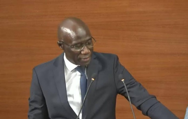 Fonds spéciaux : Me Moussa Sarr impose le vote bloqué et justifie la décision du gouvernement Fonds spéciaux : Me Moussa Sarr impose le vote bloqué et justifie la décision du gouvernement