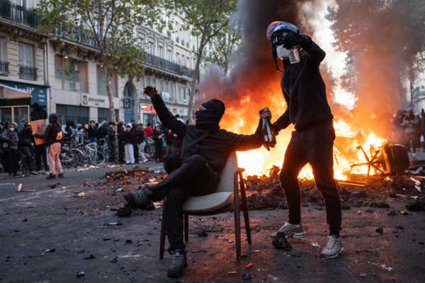 Vers un nouveau samedi de chaos en France? Habitants et commerçants se préparent à se défendre face aux émeutiers