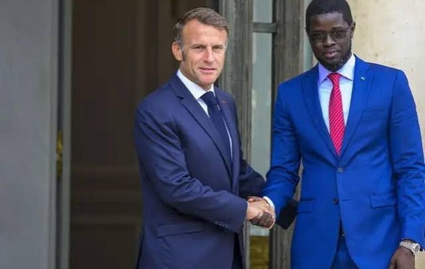 Emmanuel Macron annule sa visite officielle au Sénégal Emmanuel Macron annule sa visite officielle au Sénégal