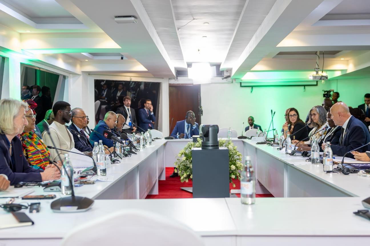 Sommet Africa Forward : le Président Bassirou Diomaye Faye co-préside la table ronde sur l’économie bleue