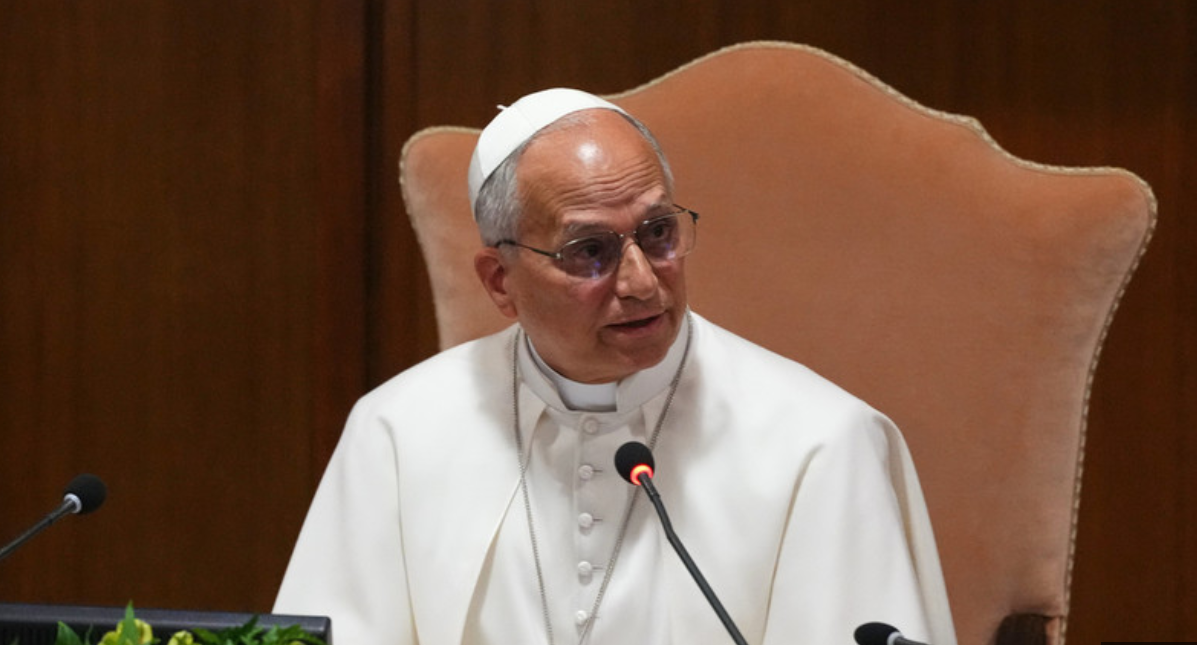 Le pape Léon XIV appelle à «désarmer» l’intelligence artificielle face à la course technologique mondiale