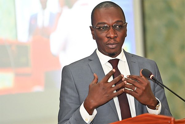 Haute Cour de justice : Mandat d’arrêt international lancé contre l’ancien ministre Moussa Bocar Thiam