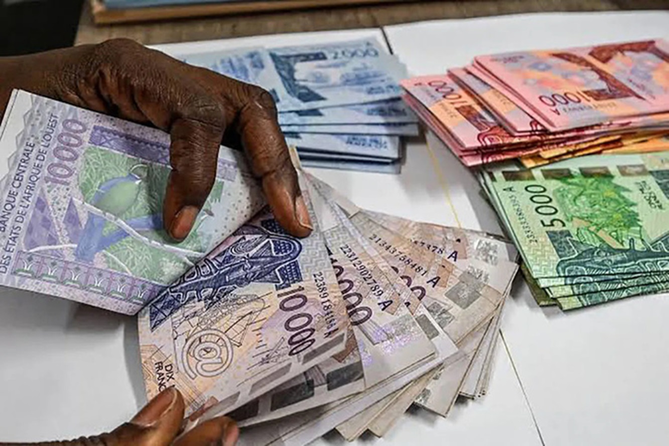 Transferts de fonds des migrants : le Sénégal en tête de l’Uemoa en 2025 : Avec 2 522 milliards de FCfa reçus, le pays devance la Côte d’Ivoire selon un rapport du Fida