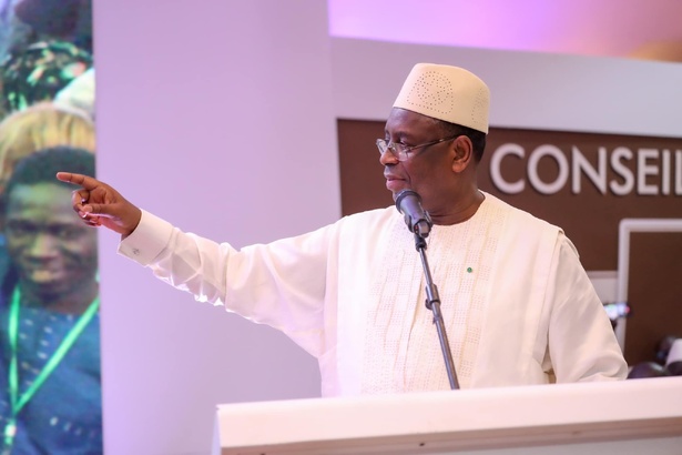 APR : Macky Sall appelé à reprendre les rênes du parti pour préparer sa reconquête