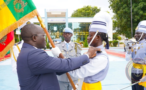 44e Promotion ENOA : 132 nouveaux sous-lieutenants reçoivent leurs épaulettes et prêtent serment
