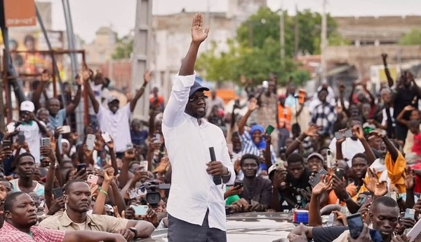 Kaolack et Nioro du Rip en démonstration de force : Ousmane Sonko accueilli par une foule impressionnante