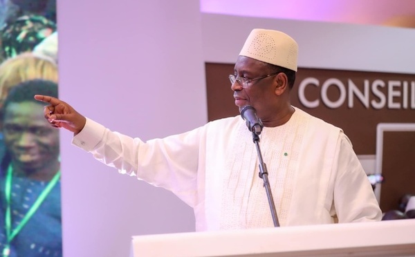 APR : Macky Sall appelé à reprendre les rênes du parti pour préparer sa reconquête